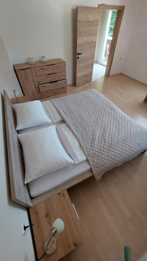 Apartments Ela Ratece ภายนอก รูปภาพ