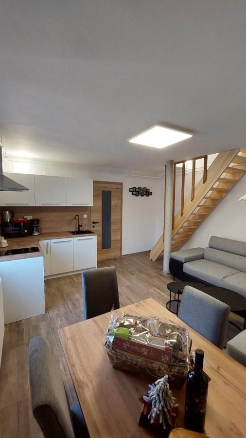 Apartments Ela Ratece ภายนอก รูปภาพ